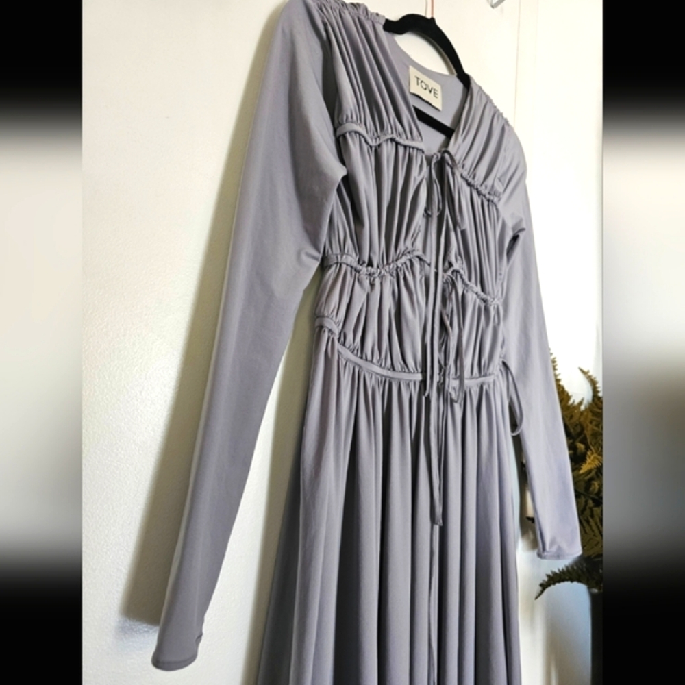 TOVE Ruched Tie Front Lexi Light Grey Semi-formal Dress - Picture 7 of 15